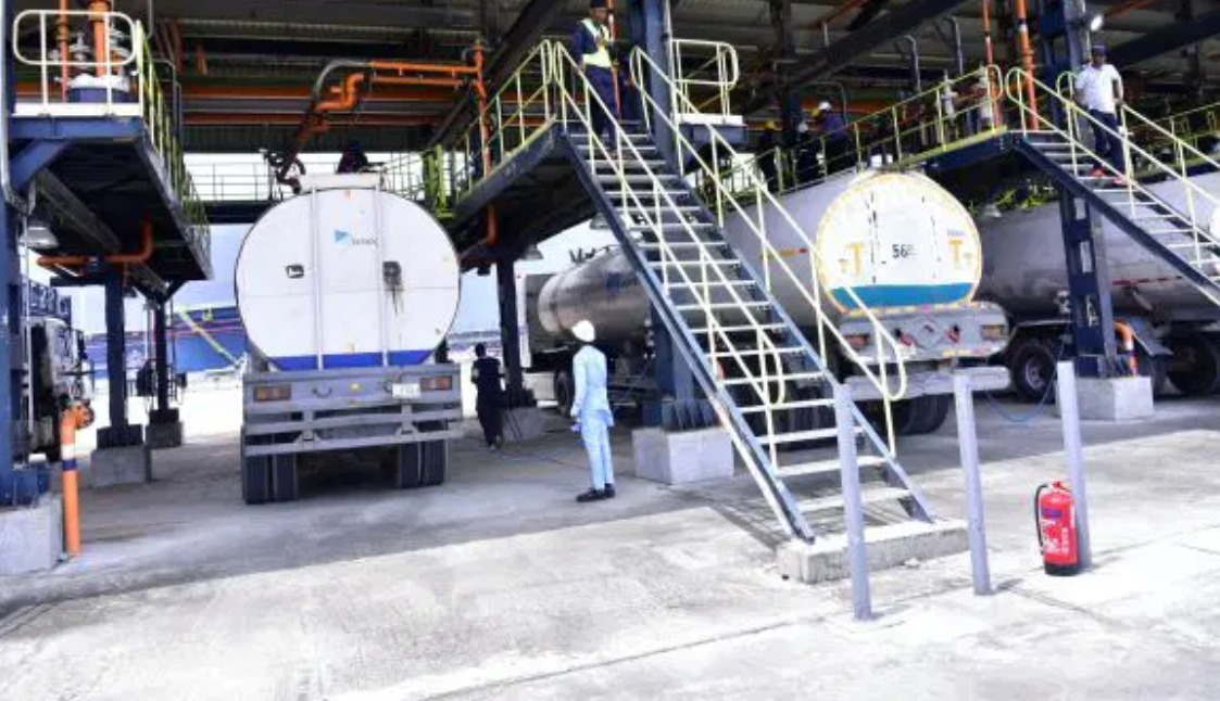 Suppliers oppose Dangote’s proposed direct fuel distribution scheme